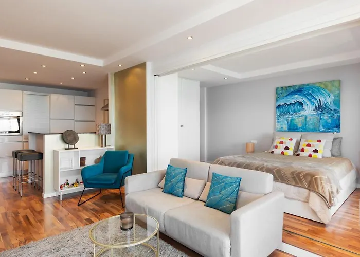 Avenida Del Mar * Marbella