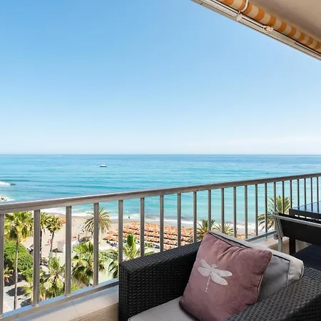 Avenida Del Mar Apartment