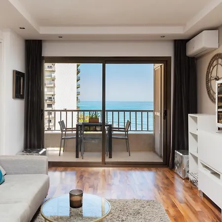 Avenida Del Mar * מארבלה